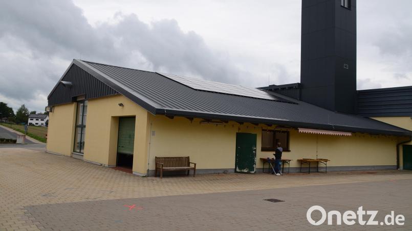 Die Aufgaben bei der Feuerwehr Speichersdorf – hier im Bild das Gerätehaus – mehren sich zunehmend. Mit der Einführung eines zweiten stellvertretenden Kommandanten will man die Aufgaben breiter verteilen. Bild: ak