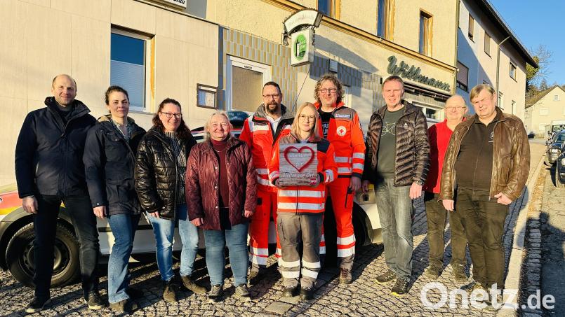 Der SPD-Ortsverein hat erneut die Helfer vor Ort mit dem Verkauf eines Tischkalenders unterstützt. Bild: SPD Flossenbürg/exb