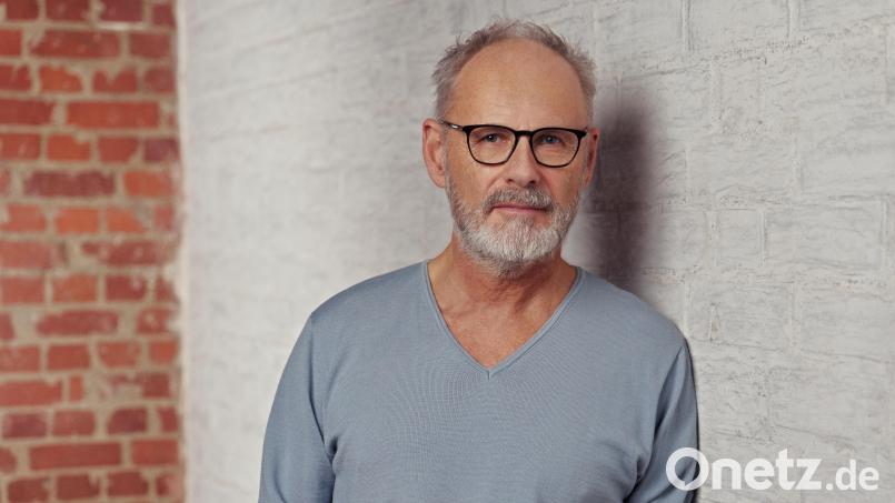 Autor Reinhold Beckmann ist am 21. Februar zu Gast in der Buchhandlung Rupprecht Amberg. Bild: Sven Haberland/exb