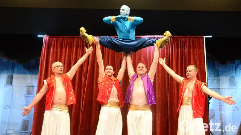 Die Tursiana Tirschenreuth tanzte sich mit ihrer Aladin-Show an die Spitze des 13. Männerballettturniers. Bild: Kunz