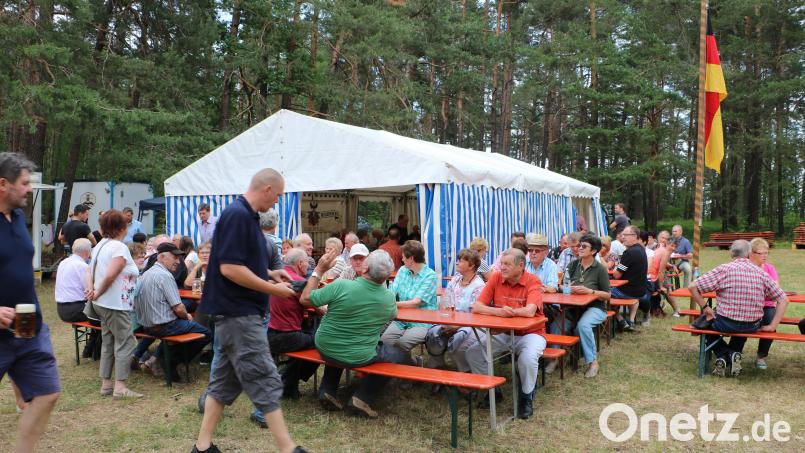 Das Bild zeigt einen Ausschnitt vom Hahnenkammfest der SRK und RK. Archivbild: gru