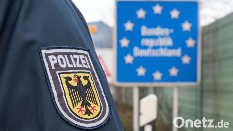 Am Wochenende musste das Tierheim die Bundespolizei unterstützen. Ein Mann musste in Haft, sein Herrchen muss nun auf ihn im Tierheim warten. Symbolbild: Bundespolizei