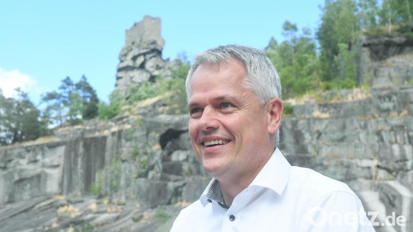 Erster Polizeihauptkommissar Thomas Meiler wird neuer Dienststellenleiter der Grenzpolizei Waidhaus. Der bisherige Stellvertretende Dienststellenleiter der PI Weiden ist auch als Bürgermeister seiner Heimatgemeinde Flossenbürg bekannt. Dieser Aufgabe wird er weiterhin nebenamtlich in seiner Freizeit erfüllen. Archivbild: Gabi Schönberger