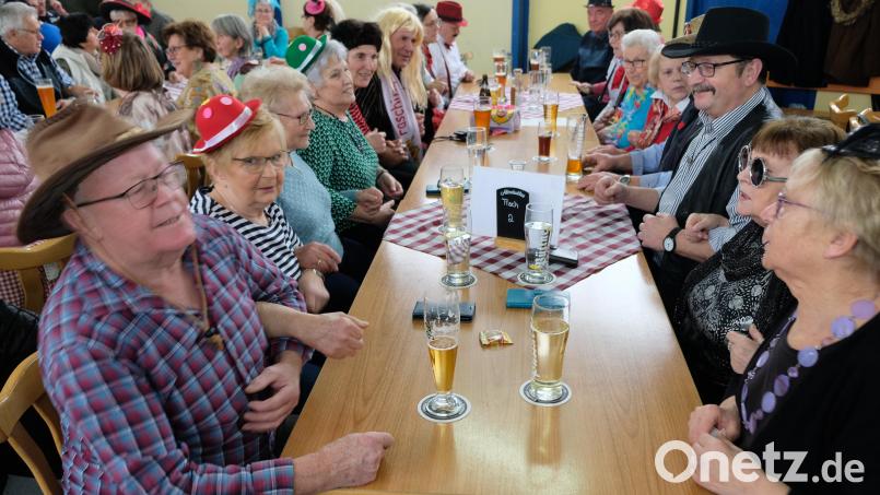 Fröhlichkeit war Trumpf beim Faschingsnachmittag der Gesellschaft Frohsinn. Bild: do
