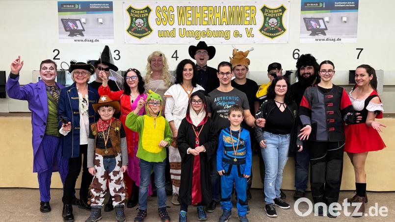 Die Schützen verstehen es, Schießen mit Fasching zu kombinieren. Bild: bk