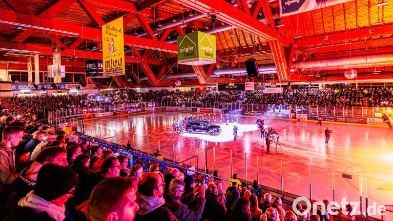 In den Play-offs ist mit einem vollen Haus zu rechnen. Tageskarten für die Play-offs sind in dieser Saison nur an Vorverkaufsstellen und in der Geschäftsstelle erhältlich. Archivbild: Werner Moller