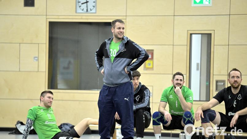 Florian Birner, Trainer des VC DJK Amberg, war mit der Leistung bei der jüngsten Niederlage gegen Mühldorf nicht einverstanden. Archivbild: Hubert Ziegler