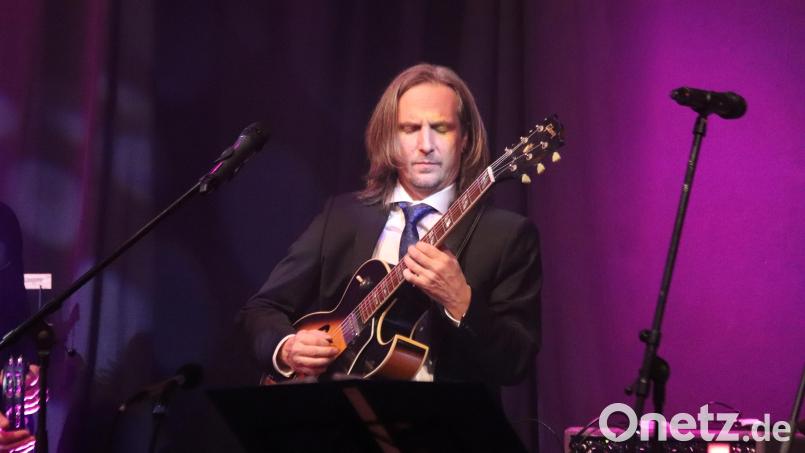 Gitarrenvirtuose Michael Dandorfer spielt am 22. März im Kaffeeladen in Sulzbach-Rosenberg. Archivbild: mfh