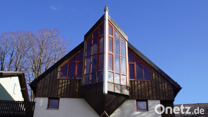 Sparen ist angesagt - auch die energetische Sanierung der Fenster am Feuerwehrhaus muss warten. Bild: mmj