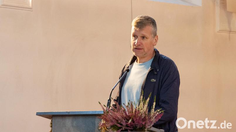 Wolfgang Göldner ist der Initiator der &quot;MuT&quot;-Veranstaltungsreihe. Der Weidener organisiert seit 2016 jährlich bis zu zehn Benefizveranstaltungen und leitet die gesammelten Spenden an Bedürftige und Organisationen weiter. Archivbild: Göldner/exb