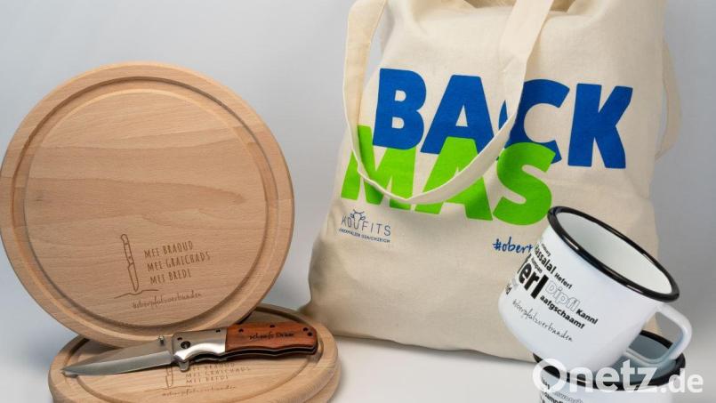 Brotzeit-Brett, -Messer und Tasse im Set. Bild: gld