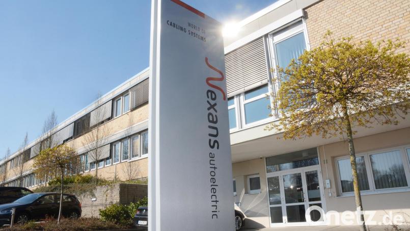 Der Automobilzulieferer Nexans Autoelectric in Floß. Ende 2023 beschäftigte das Unternehmen knapp 14.400 Mitarbeitende in zehn Ländern und damit 800 Personen mehr als im Vorjahr. Archivbild: Gabi Schönberger