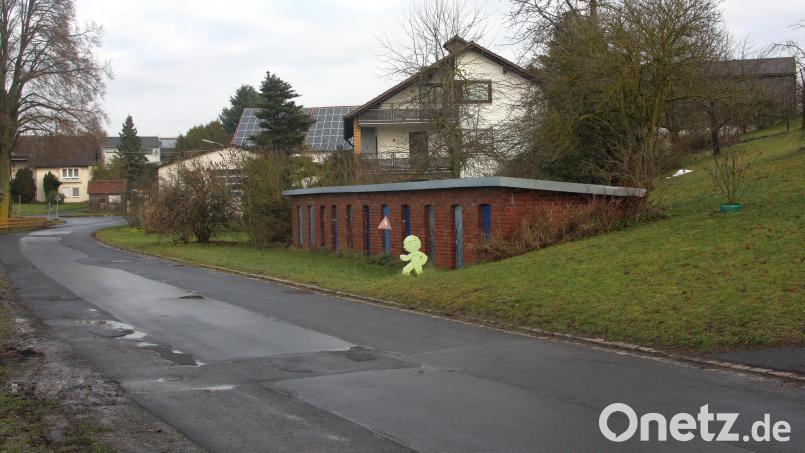 Eine vordringliche Maßnahme in Rahmen der Dorferneuerung Triebendorf ist die Sanierung der Durchgangsstraße. Bild: wro