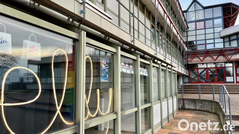 Das &quot;Elly&quot; steht im Fokus: Das sagen ehemalige Schülerinnen über das Mädchengymnasium in Weiden. Bild: Gabi Schönberger