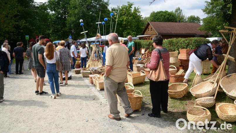 Der Barthlmarkt lockt alljährlich Tausende von Besuchern an und gehört zu den Höhepunkten im Ort. Er soll auch in diesem Jahr am letzten Sonntag im August stattfinden. Bild: bey