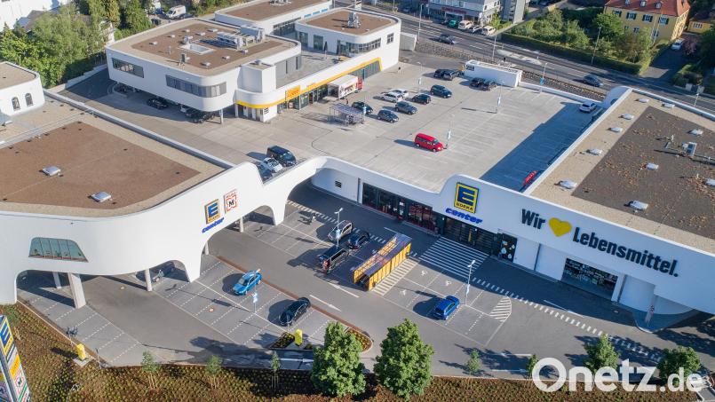 Das Thema Parken in den Oberpfalz-Arkaden sorgte schon oft für Negativ-Schlagzeilen. Jetzt aber gibt es gute Nachrichten für Kunden, die mit dem Auto in das Einkaufszentrum kommen. Die Firma Park &amp; Control räumt ein, dass ihr beim Nummernschild-Scannen ein Fehler unterlaufen ist, entschuldigt sich bei Betroffenen und gelobt, künftig auch bei Beschwerde-Anrufen achtsamer zu sein. Archivbild: Thilo Hierstetter