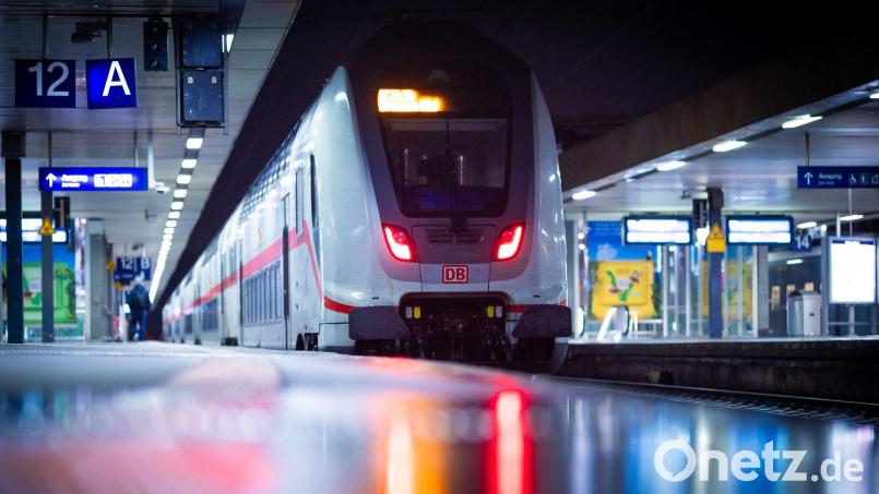 Von dem Streik sind Millionen Fahrgäste betroffen. Symbolbild: Moritz Frankenberg/dpa