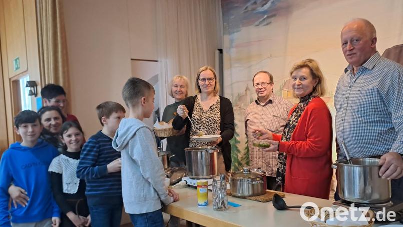 Das Fastensuppen-Essen im Pfarrsaal in Fichtelberg kam gut an. Bild: gis/exb