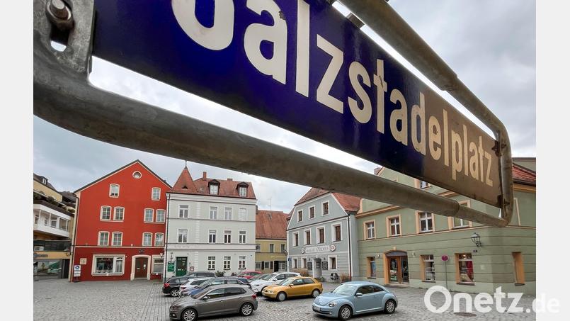 Der Salzstadelplatz in Amberg soll umgestaltet werden. Bild: Petra Hartl