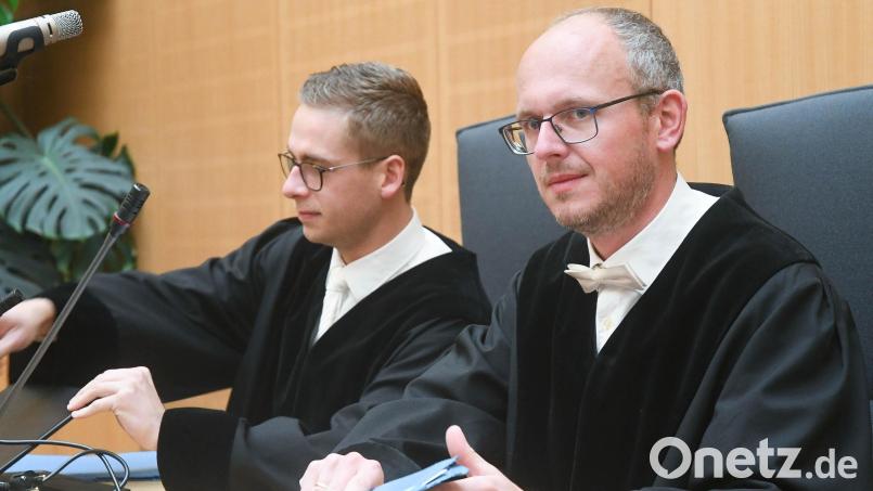 Die Staatsanwälte Wolfgang Voit (rechts) und Andreas Falk. Bild: Gabi Schönberger