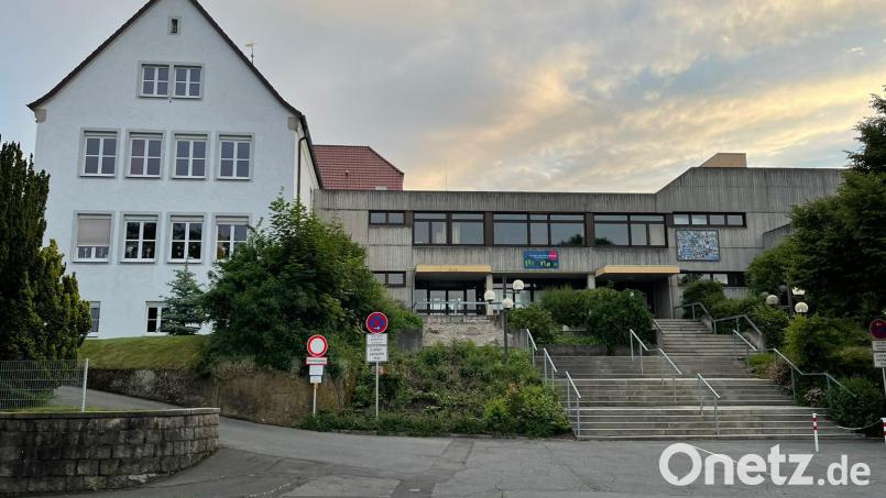 2024 steigt die Stadt Windischeschenbach intensiv in die Vorbereitungen für den Neubau der Grund- und Mittelschule ein. Im Haushalt sind dafür 700.000 Euro eingeplant. Bild: Lowak