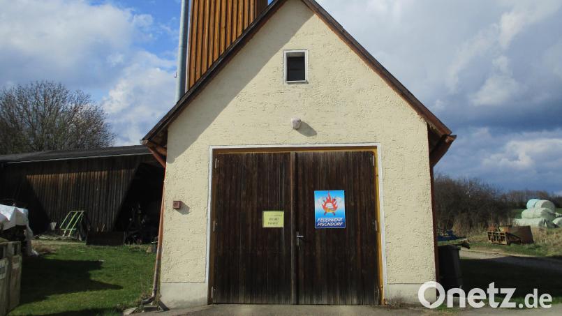Das Gerätehaus der FF Pischdorf entspricht nicht den geltenden Vorschriften und Normen. Eine Erweiterung ist dringend notwendig. Bild: bnr