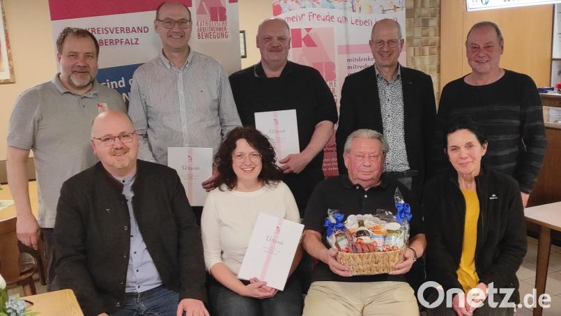 Die KAB St. Konrad ehrt langjährige Mitglieder. Bild: uz