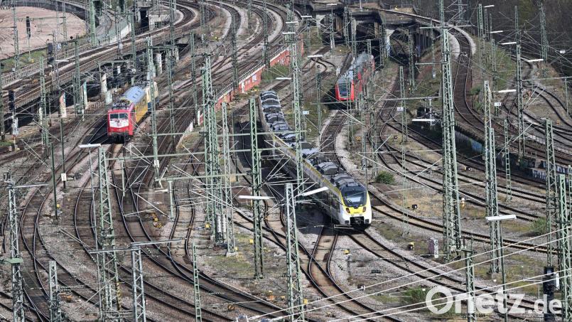 Die Gleisfläche des milliardenschweren Bahnprojekts Stuttgart 21, bei der der Stuttgarter Hauptbahnhof unter die Erde verlegt werden soll. Bild: Bernd Weißbrod/dpa
