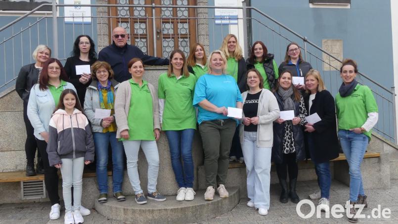 Mina Miccoli-Pelzer ließ an zwölf Einrichtungen den Großteil des Flohmarkterlöses vom vergangenen Monat ausschütten. Bild: rn
