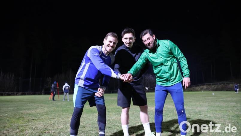 Für den ASV Neustadt ist das tschechische Trio unverzichtbar: (von links) Michal Karlik (Abwehr), Filip Neudert (Angriff) und Jakub Svandrlik (Mittelfeld). Bild: Dieter Jäschke