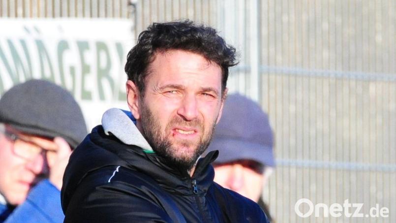 SVM-Coach Frantisek Nedbaly musste beim 0:4 beim TSV Buch-Nürnberg die deutliche Überlegenheit des Gegners anerkennen. Bild: Schrems