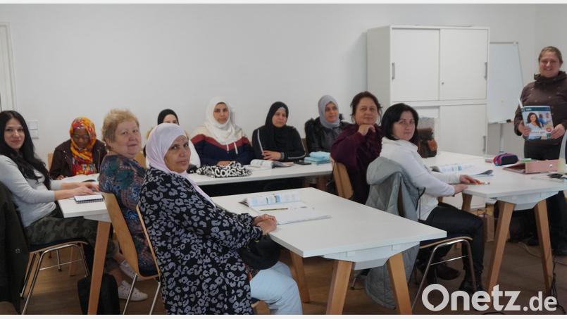 An drei Tagen in der Woche lernen die Frauen die deutsche Sprache in Kursen in der Fronfeste. Bild: wel