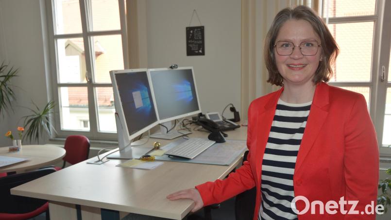 Schulamtsdirektorin Martina Puff an ihrem neuen Arbeitsplatz. Bild: jr