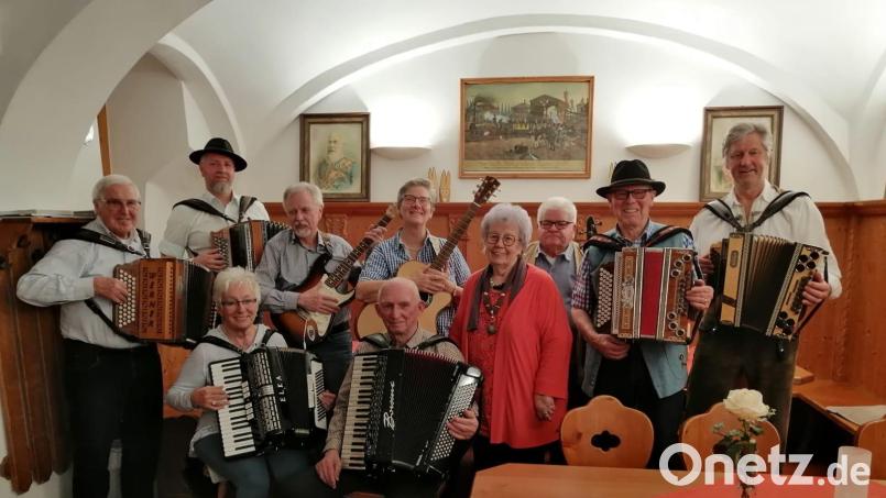 Zahlreiche Musikbegeisterte kamen in den Gasthof Prinzregent Luitpold. Bild: Sebastian Zeitler/exb