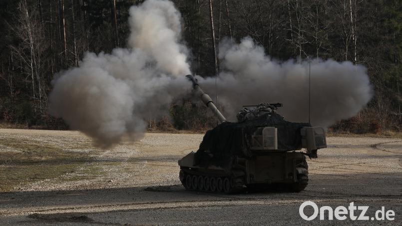 In Grafenwöhr darf weiter auch Nachts mit großen Kalibern geübt werden. Bild: Spc. Julian Padua