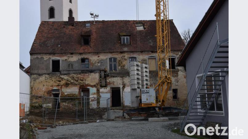 Die Bauarbeiten am Anwesen Marktplatz 4 haben begonnen, hier im Bild die rückwärtige Ansicht. Bild: fla