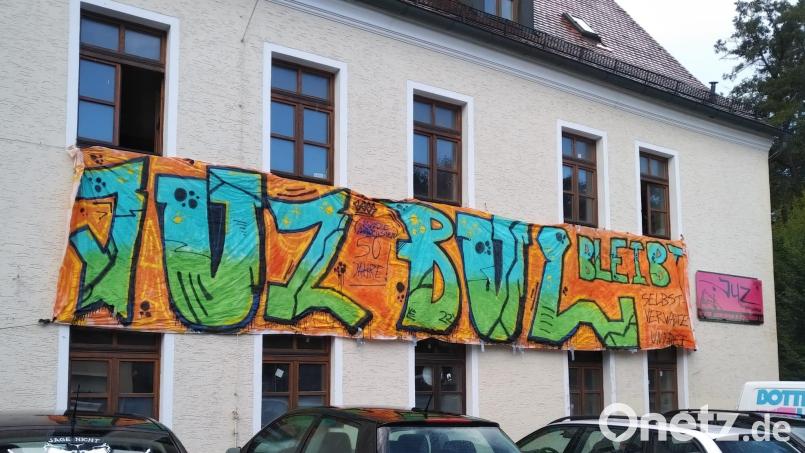 Das Jugendzentrum in Burglengenfeld. Nun scheint ein Käufer für das Gebäude gefunden. Archivbild: Sommer/exb