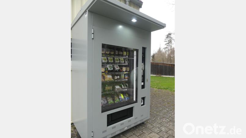 Beim Futterautomat am Vereinsheim sind stets Köder verfügbar. Bild: rn