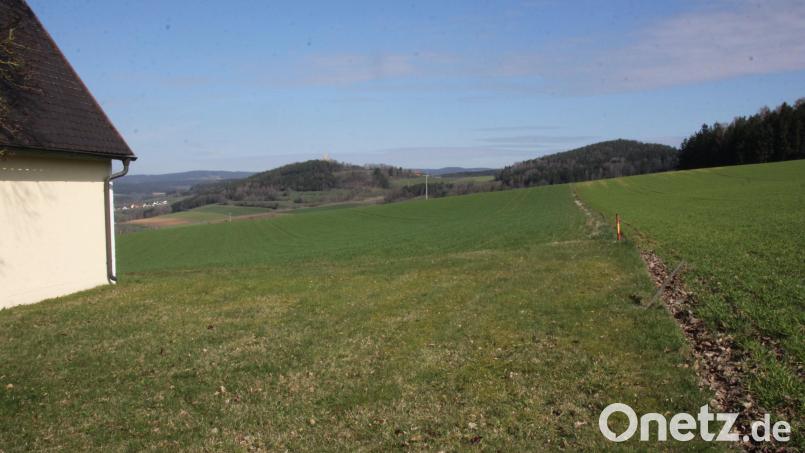 Der „Solarpark Sallach“ nimmt Formen an, eine weitere Hürde ist genommen, eine nochmalige Auslegung des Entwurfsstandes ist beschlossen worden. Bild: frd