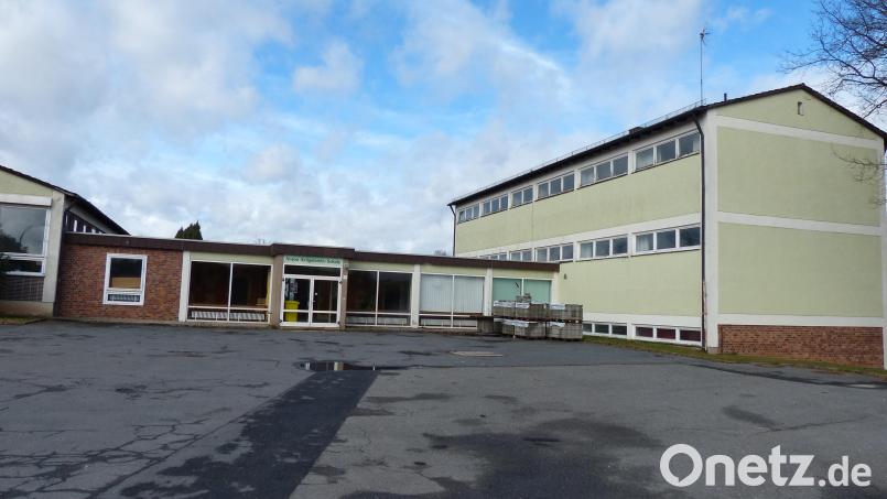 Der Umbau des ehemaligen Schulhauses zum Bürgerhaus ist immer wieder Thema im Marktgemeinderat Kohlberg. Bild: hme