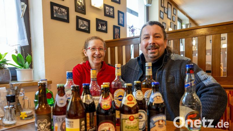 Seit einigen Wochen haben die Wirtsleute aus Hiltpoltstein den Alkohol in ihrer Wirtschaft "Zur Sägemühle" komplett verbannt. Bier, Wein, Secco - alles ist nur noch alkoholfrei zu haben. Bild: Pia Bayer