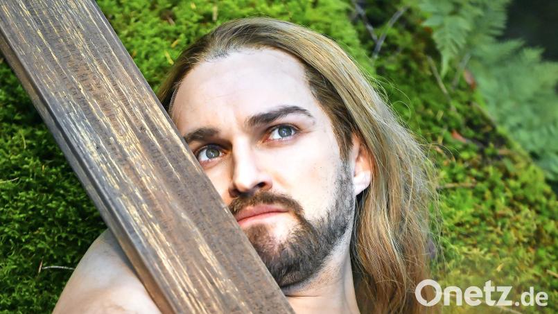 Der im Nordschwarzwald geborene Bariton Gunnar Frietsch spielt den Jesus in „Jesus Christ Superstar“. Bild: Florian Miedl/fph