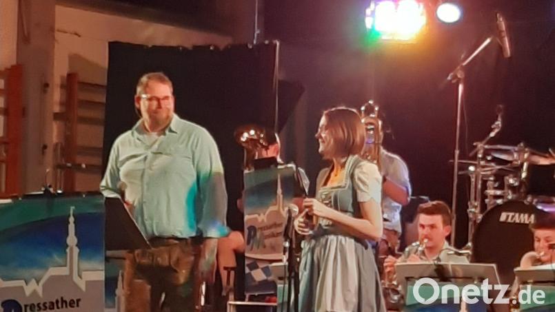 Beim TSV Pressath wird mit den Pressather Musikanten das Starkbierfest gefeiert. Bild: Josef Sirtl/exb