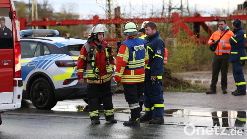 Ein 48-Jähriger ist am Donnerstag von einem Güterzug erfasst worden und ums Leben gekommen. Bild: Klein/vifogra/dpa