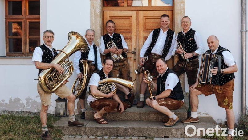 Mit dabei beim Volksmusikstammtisch in Lintach ist die Hammerbachtaler Blousn. Bild: gri