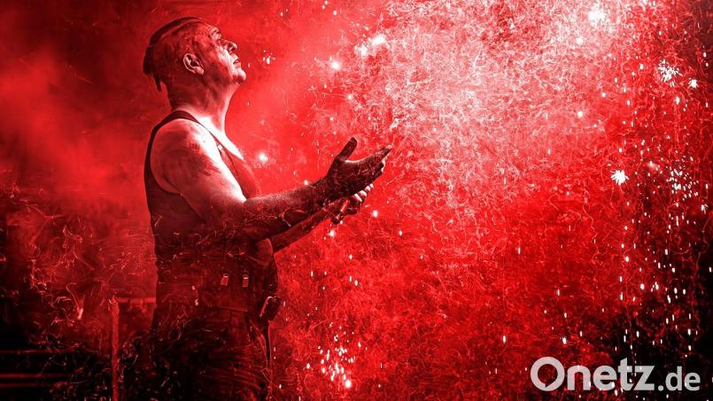 STAHLZEIT. Wenn Hitze, Sound und Emotionen zu einer gewaltigen Einheit verschmelzen. Bild: Power Concerts GmbH/exb