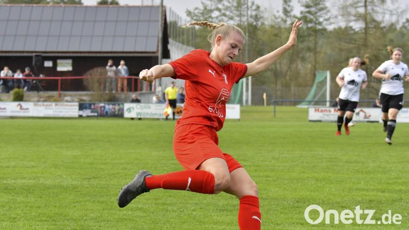 Sabrina Walter vom TSV Theuern droht fürs Spiel gegen den SV Frauenbiburg auszufallen. Bild: Hubert Ziegler