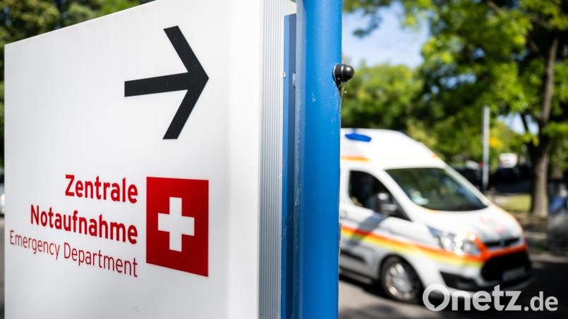 Ein Schild weist am Charité Campus Benjamin Franklin auf die Zentrale Notaufnahme hin. Symbolbild: Sebastian Gollnow