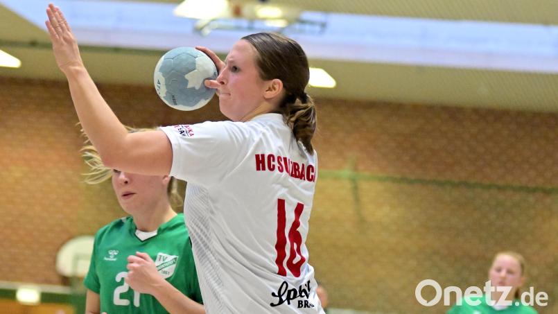 Stefanie Forster beim Torwurf: Die Handballerinnen des HC Sulzbach zeigten auch in Wendelstein eine starke Leistung.. Archivbild: Hubert Ziegler