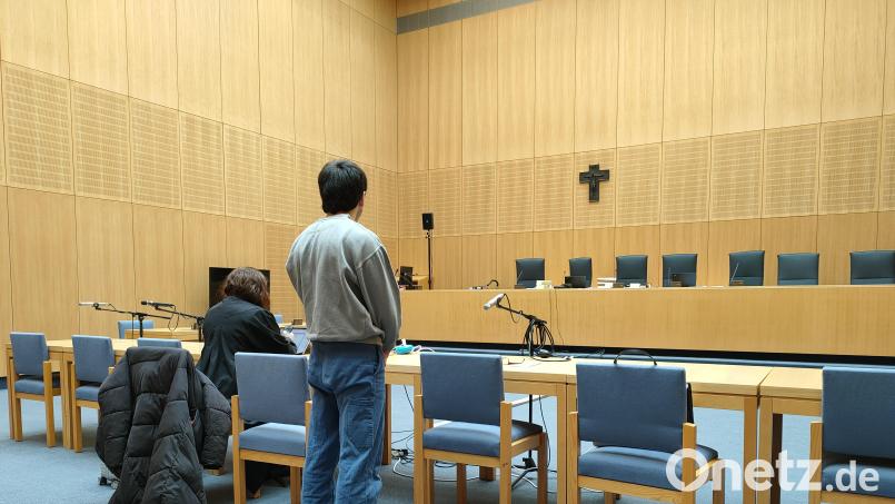 Ein 20-Jähriger aus Georgien hat im Juni 2023 auf der A 6 einen Autounfall verursacht. Er hatte fünf Personen dabei, die er aus Ungarn über die deutsche Landesgrenze geschleust hatte. Bild: ald